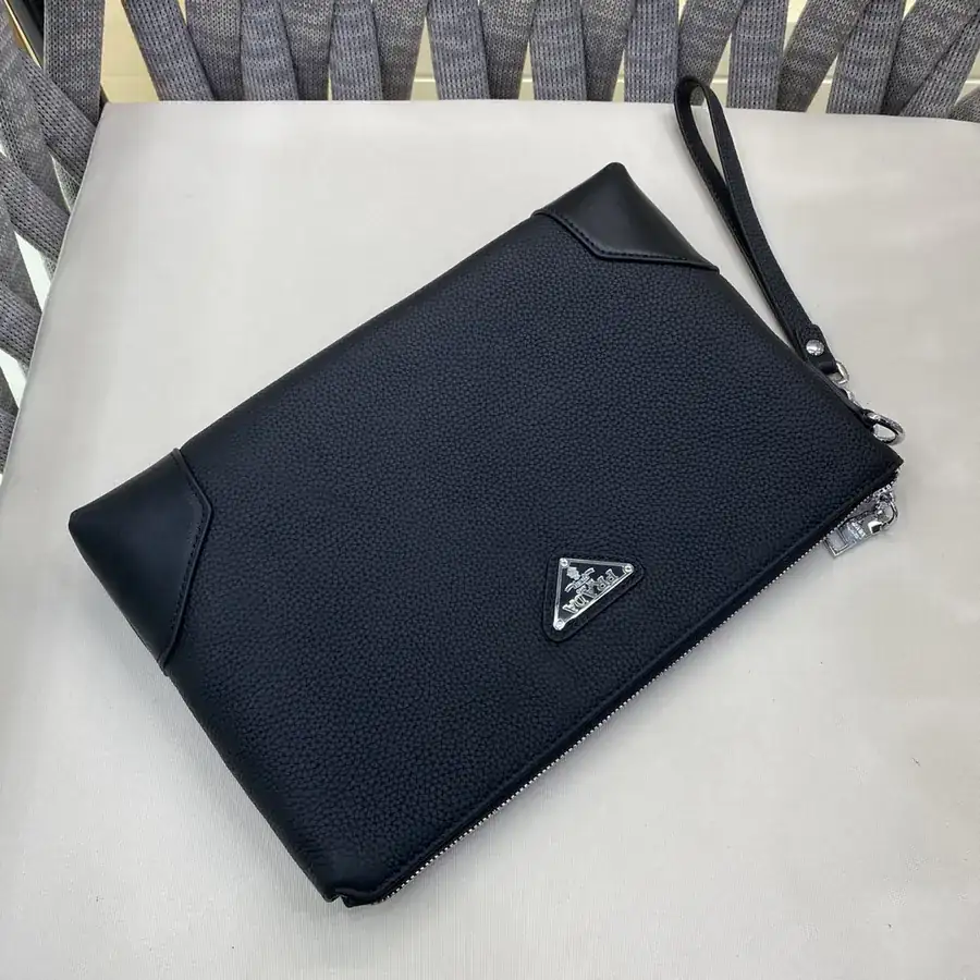 LV Top Handle Bag Premium Leather, Essential for Casual Wear