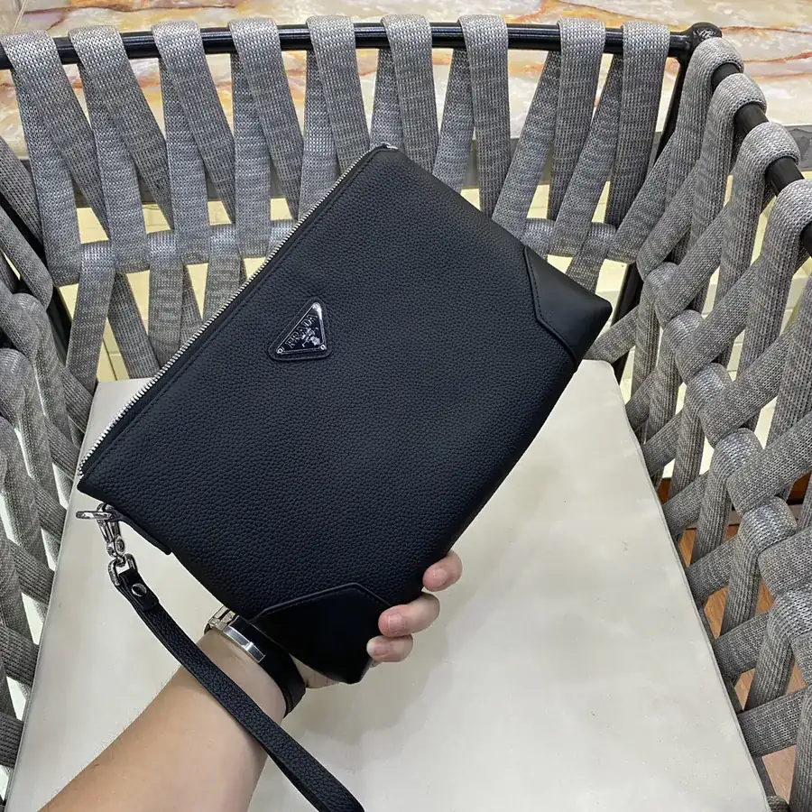LV Top Handle Bag Premium Leather, Essential for Casual Wear