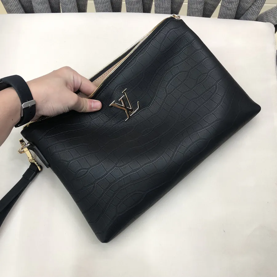 LV Bucket Bag Premium Leather, Black