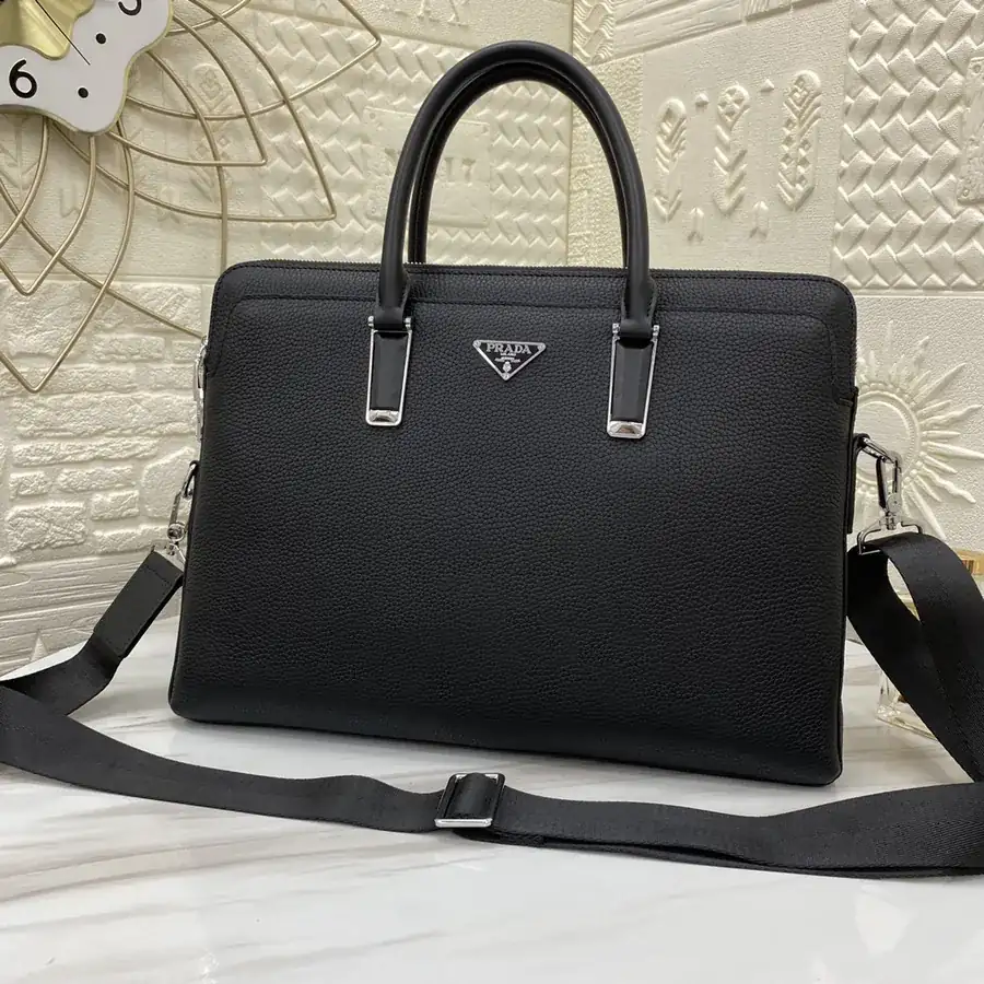 P Family Classic Briefcase with Lock Professional Style