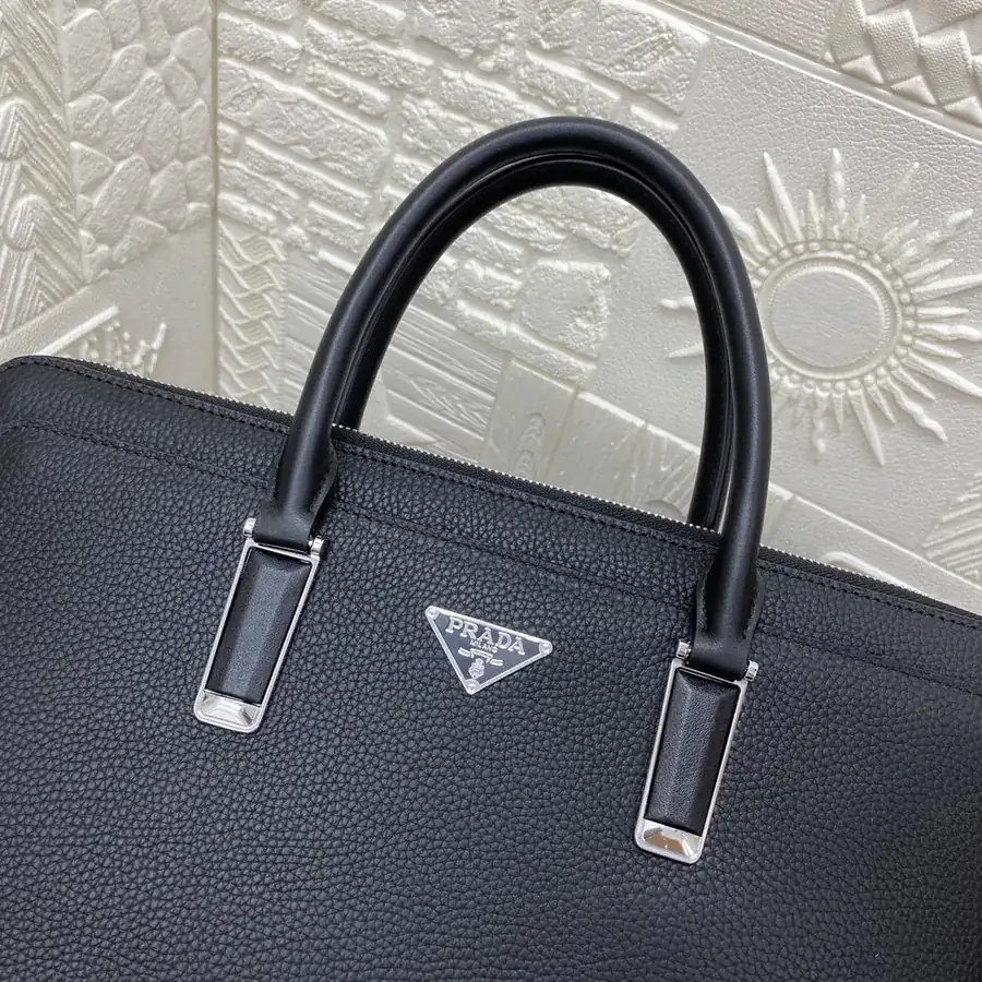 P Family Classic Briefcase with Lock Professional Style