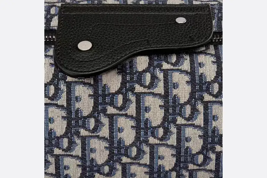 Lingot Messenger Bag Black Canvas with Diamond Pattern
