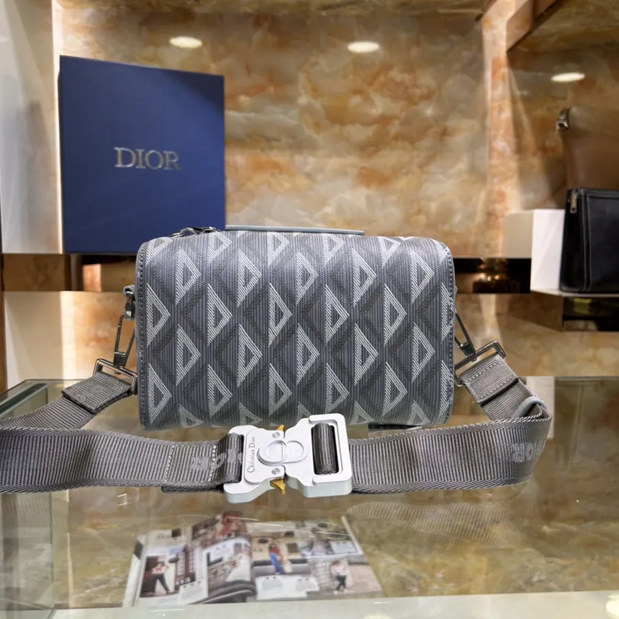 Lingot Messenger Bag Black Diamond Pattern Canvas