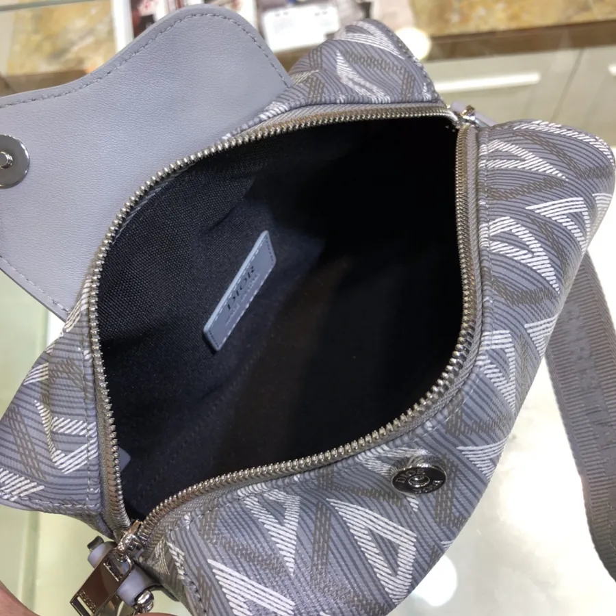 Lingot Messenger Bag Black Diamond Pattern Canvas
