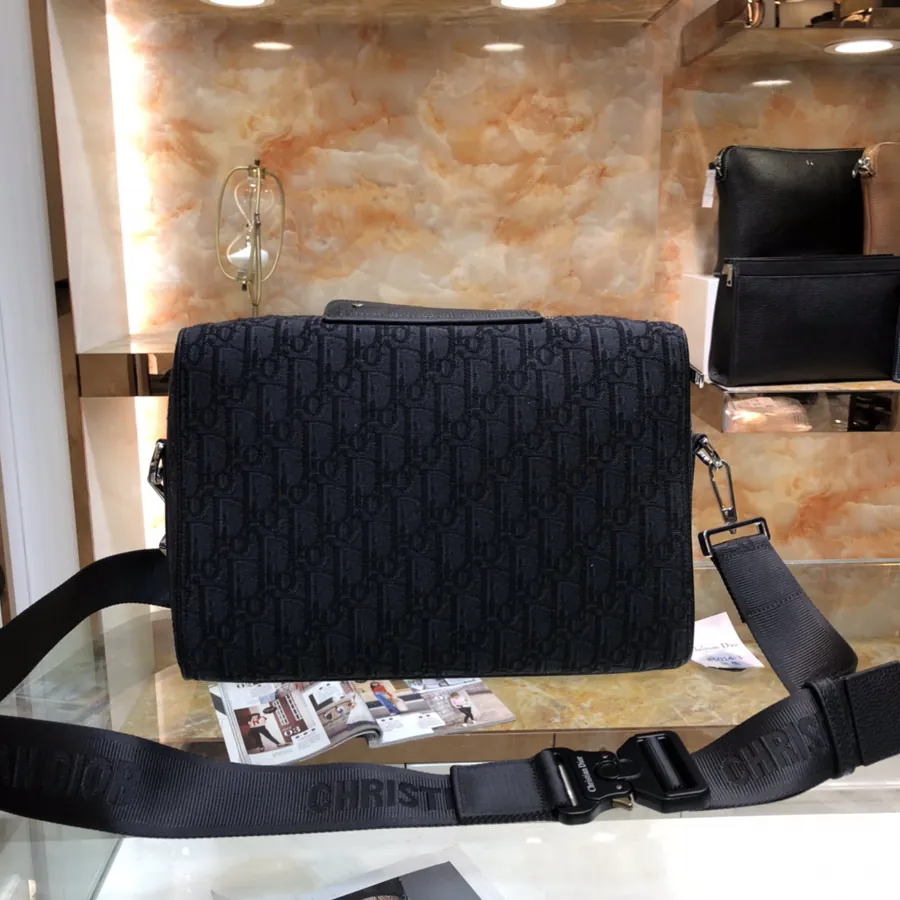 Dior Lingot Messenger Bag Modern Design, Stylish and Practical