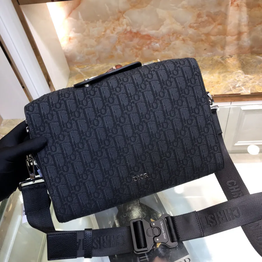 Dior Lingot Messenger Bag Modern Design, Stylish and Practical