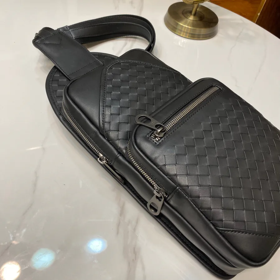 440BV Men's Chest Bag Original Quality