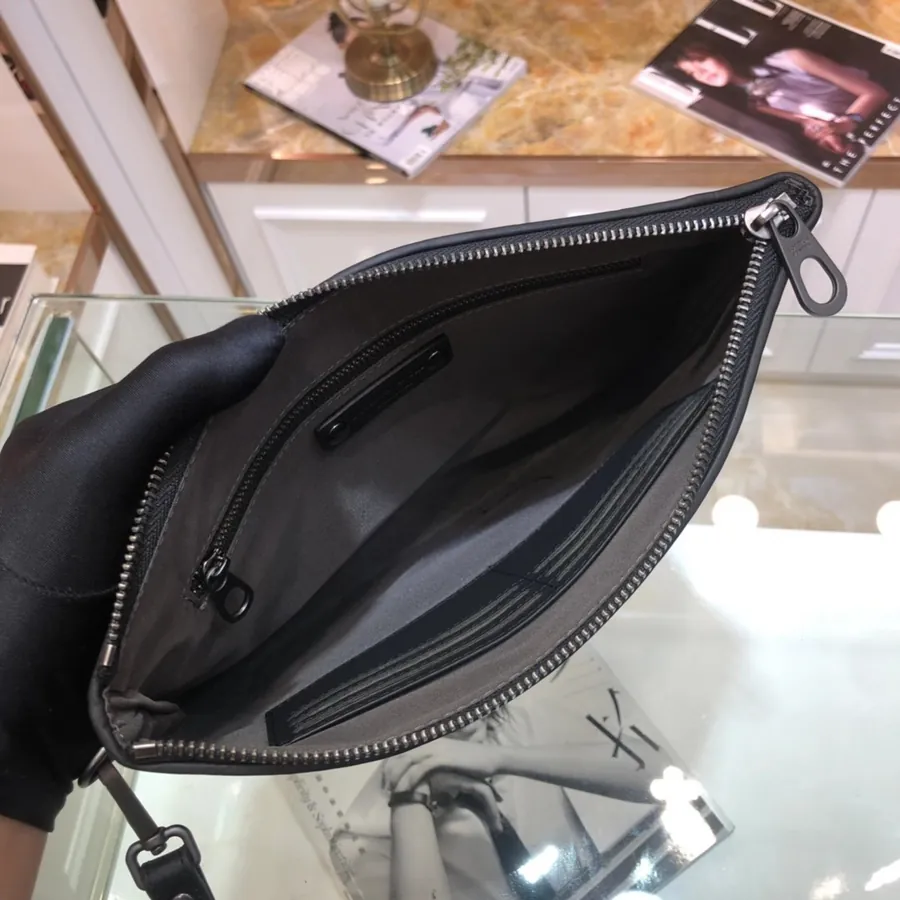 Italian Luxury Brand Cabat Handcrafted Leather Design