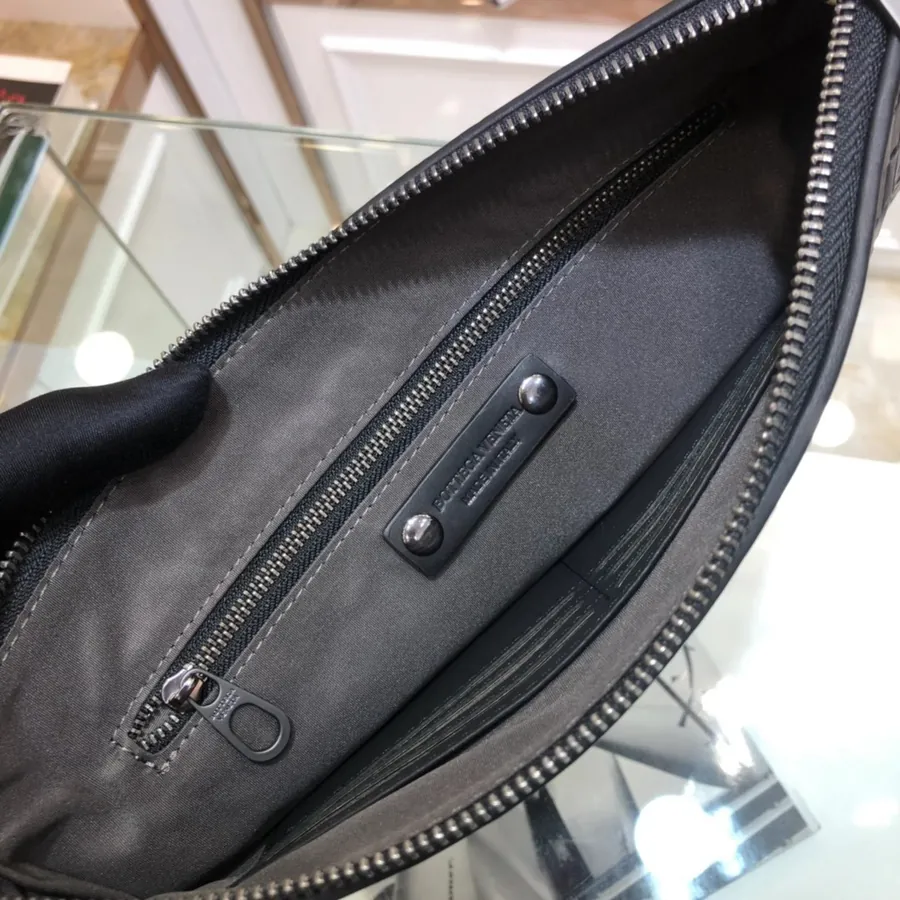 Italian Luxury Brand Cabat Handcrafted Leather Design