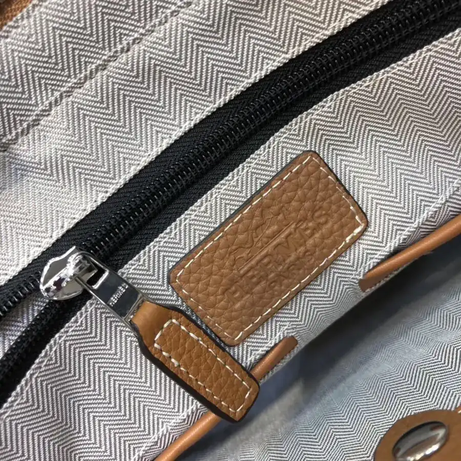 A💰470 H家 Latest Men's Briefcase 😄