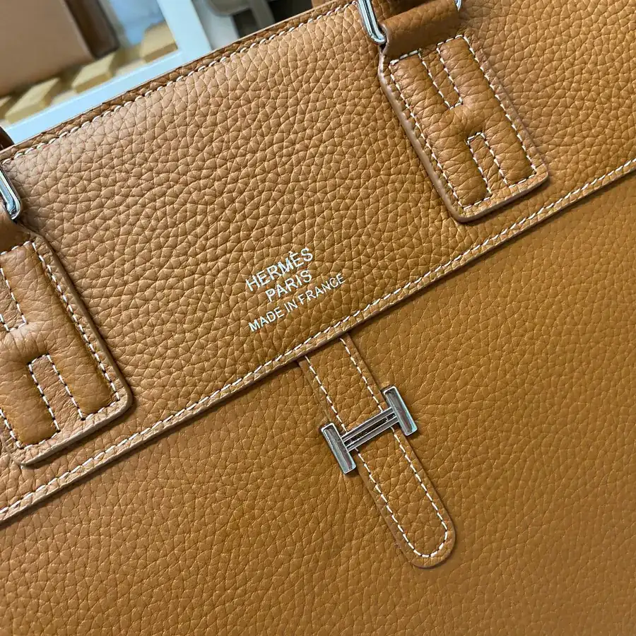 H Family Latest Model 82363 1 Executive Briefcase