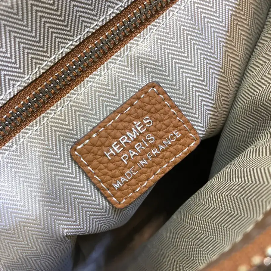 Hermès New Mens Crossbody Bag