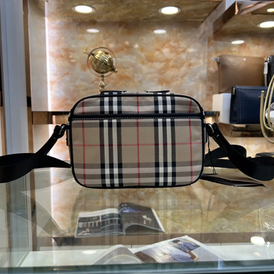 New Camera Bag for Men and Women