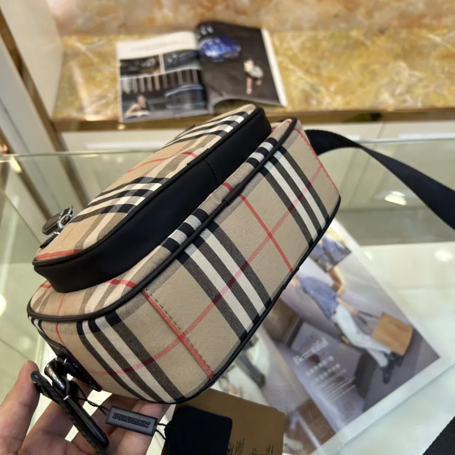 New Camera Bag for Men and Women