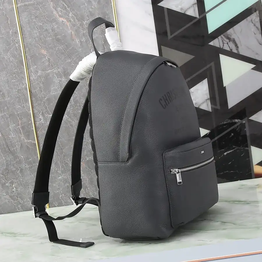 Men's OBLIQUE Backpack with Grained Calfskin Top Handle
