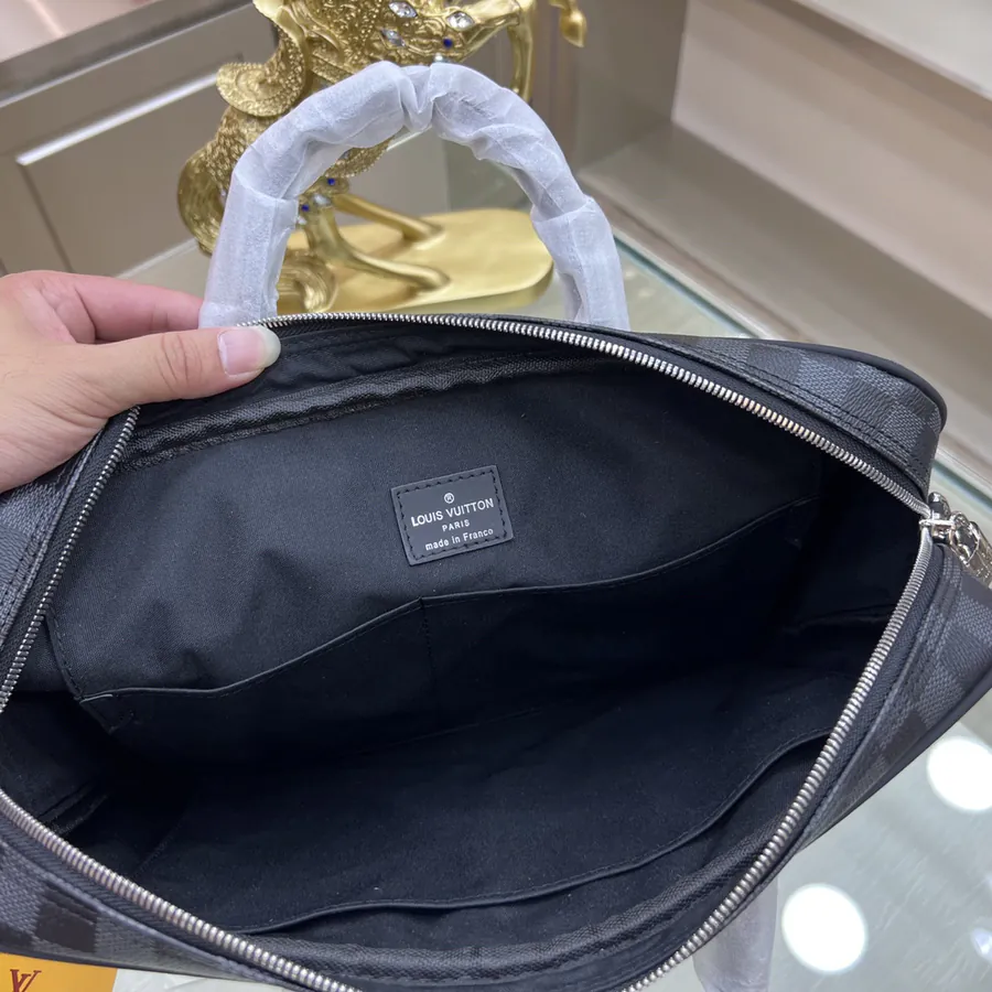 Louis Vuitton Graphite Porte Documents Voyage