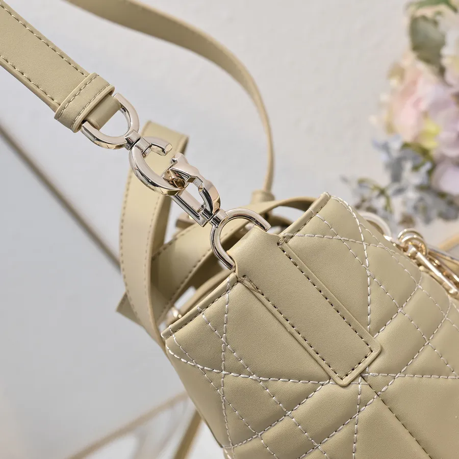 Toujours Vertical Mini Basket Bag Elegant and Modern Design