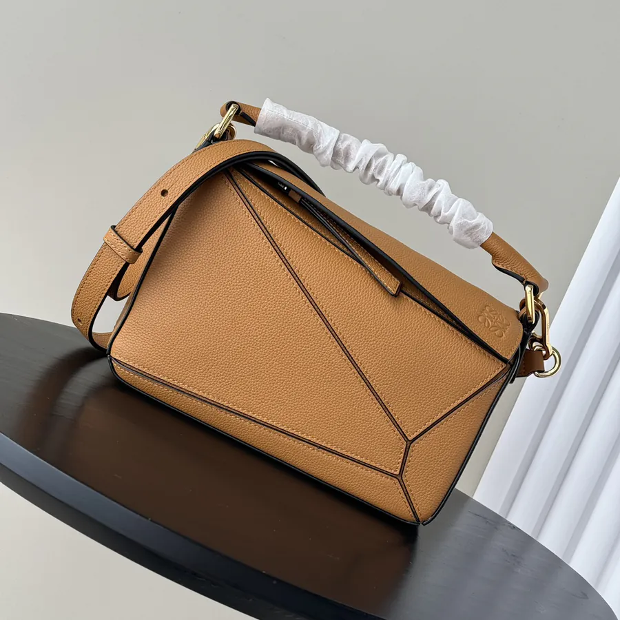 P740 Loewe Puzzle Mini Handbag