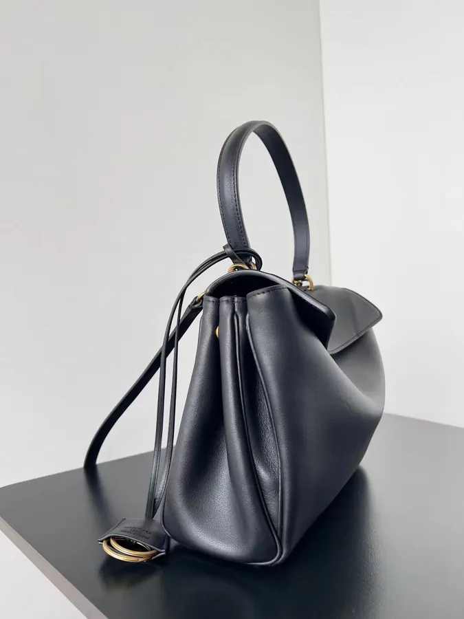 BaleNCIaga Rodeo Oversized Bag with Grained Calfskin