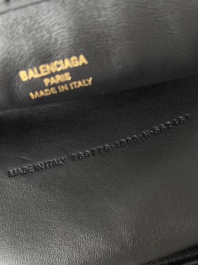 BaleNCIaga Rodeo Oversized Bag with Grained Calfskin