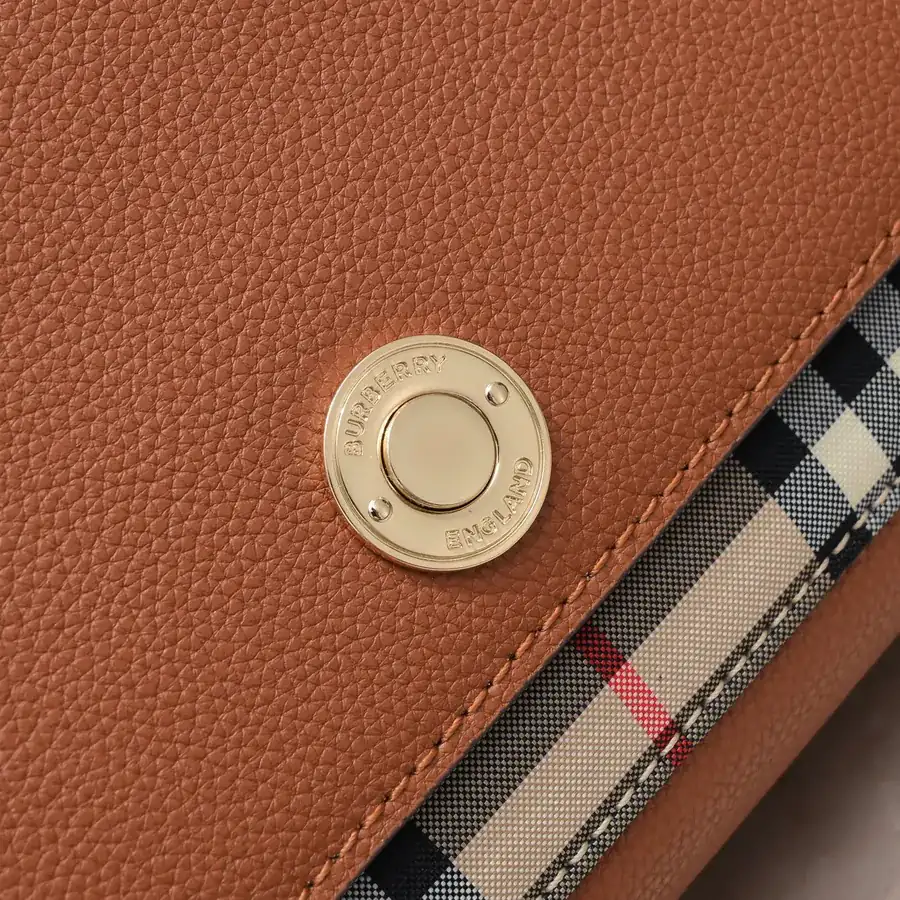B Brand Upgraded Mini Crossbody Bag with Vintage Pattern