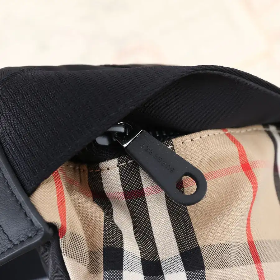 B Brand Upgraded Waist Bag in 70s Street Style