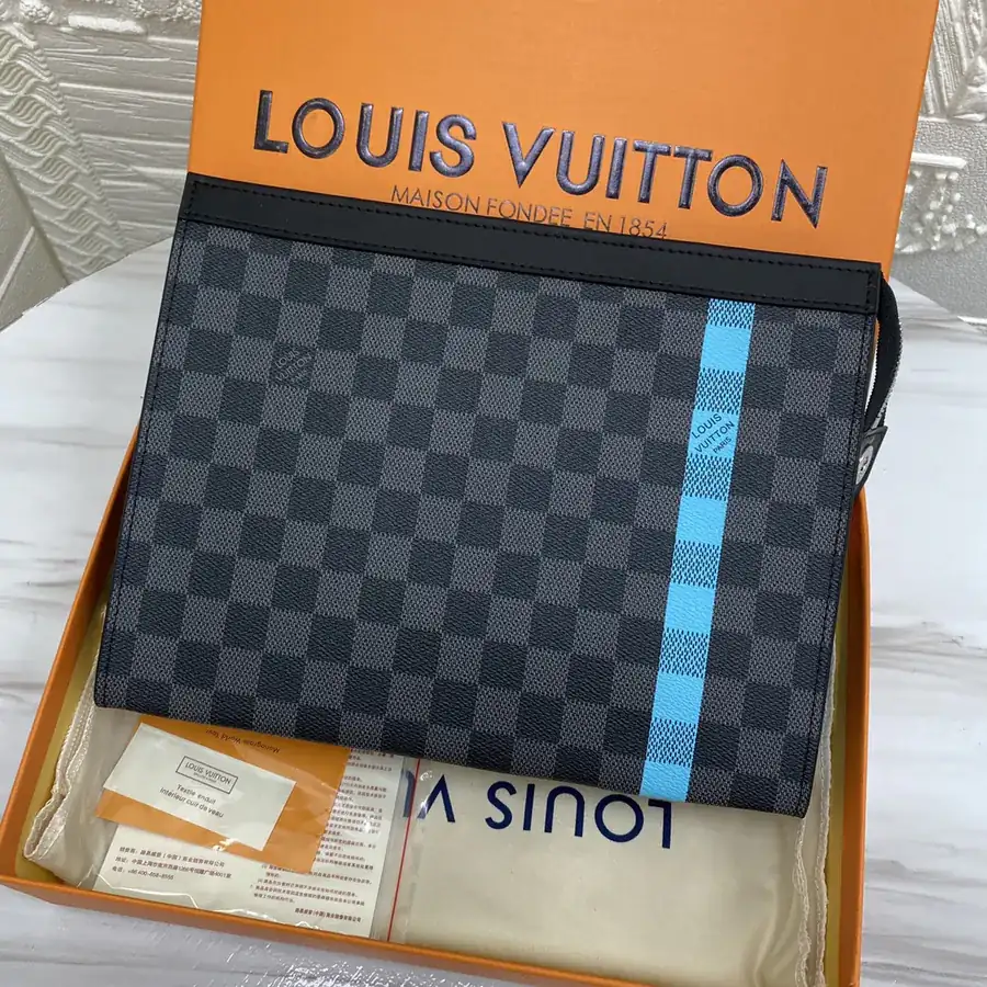 Pochette Voyage Handbag with Damier Latitude Pattern