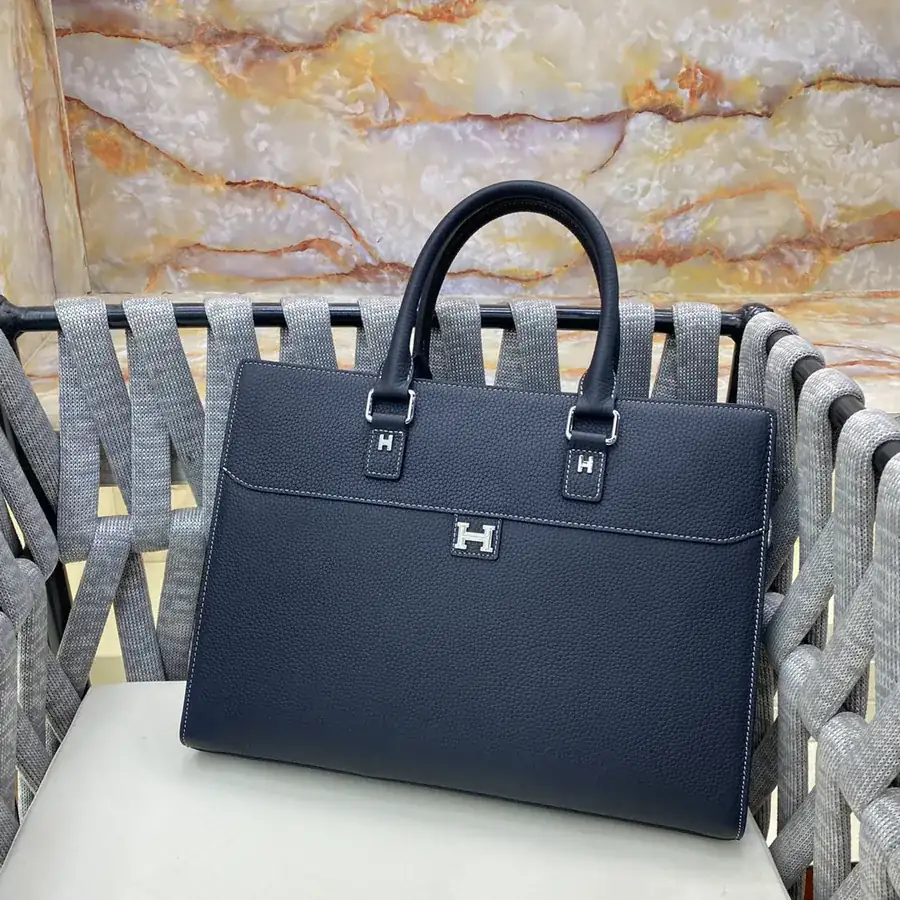 H Brand Casual Handbag Premium Leather, Detachable Handle, Functional Design
