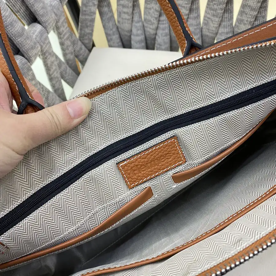 H Brand Casual Handbag Premium Leather Essential Accessories