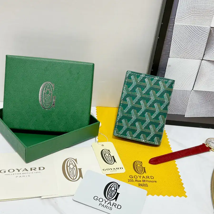 Goya Malhesherbes Business Card Holder with Organizer