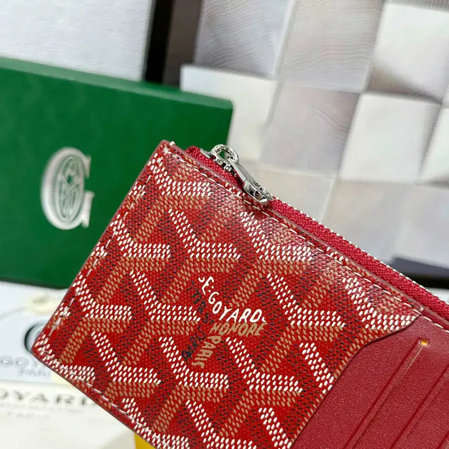 Goya Bourbon Zip Wallet Compact & Functional