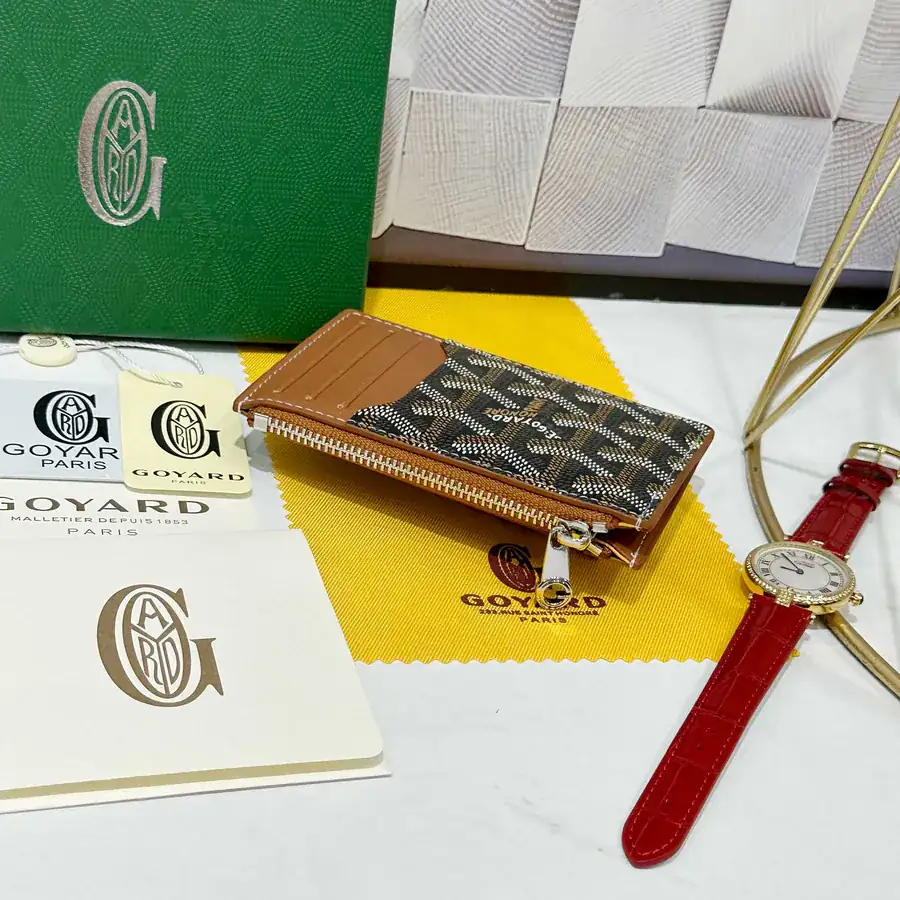 Goya Bourbon Zip Wallet Compact and Functional