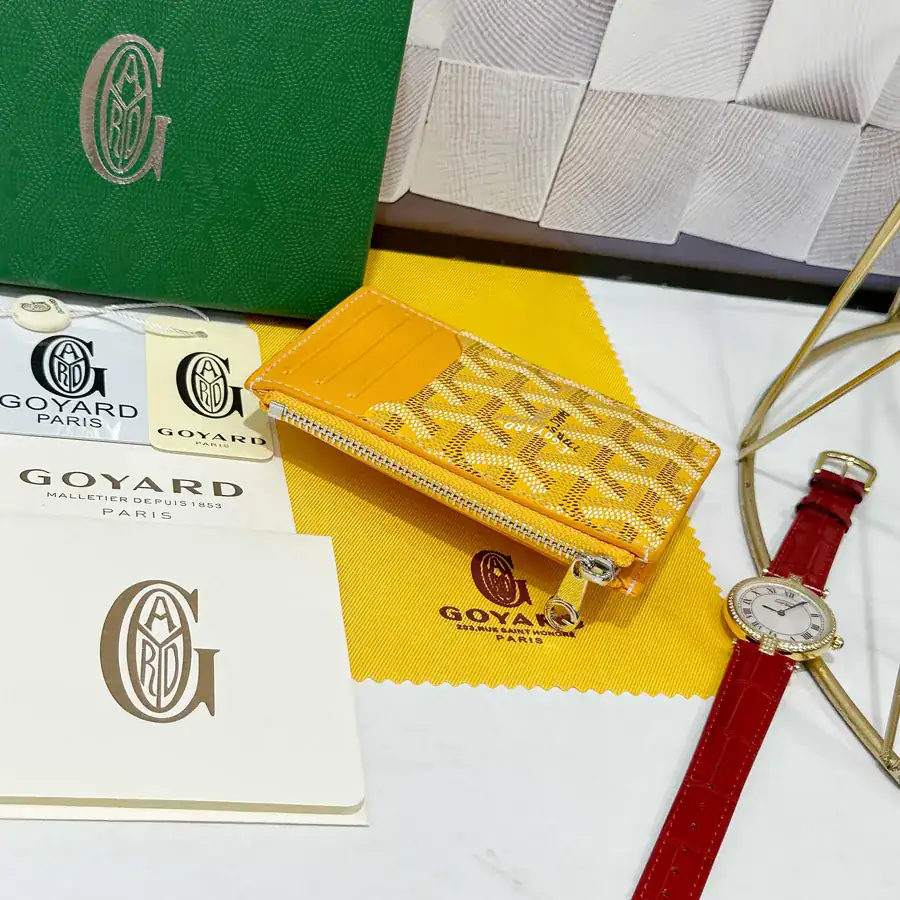 Goya Bourbon Zip Wallet Compact and Functional