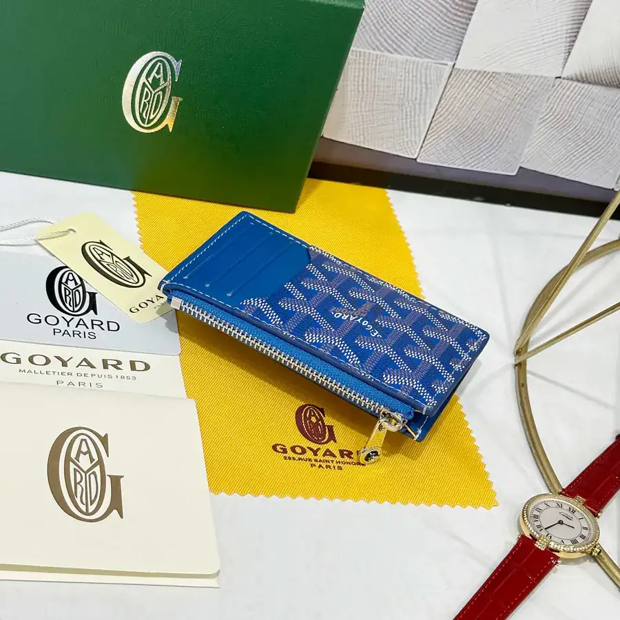 Goya Bourbon Zip Wallet Compact and Functional