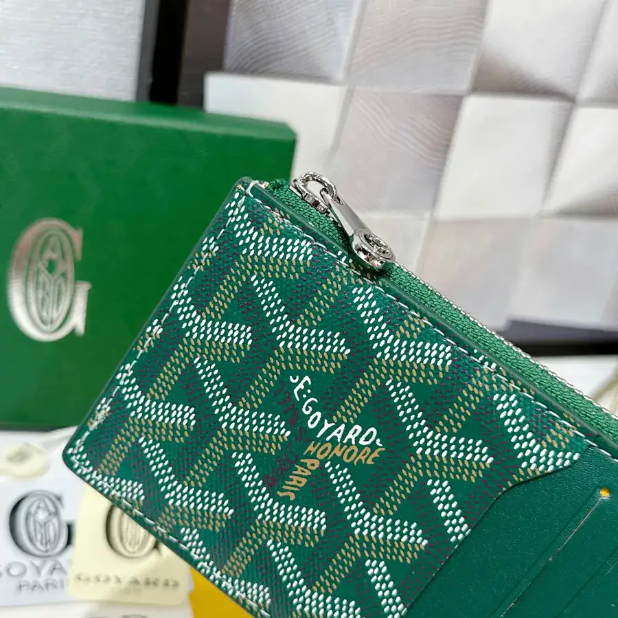 Goya Bourbon Zip Wallet Compact and Functional