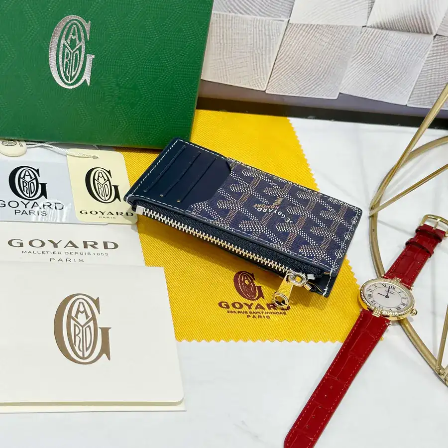 Goya Bourbon Zip Wallet Compact and Functional