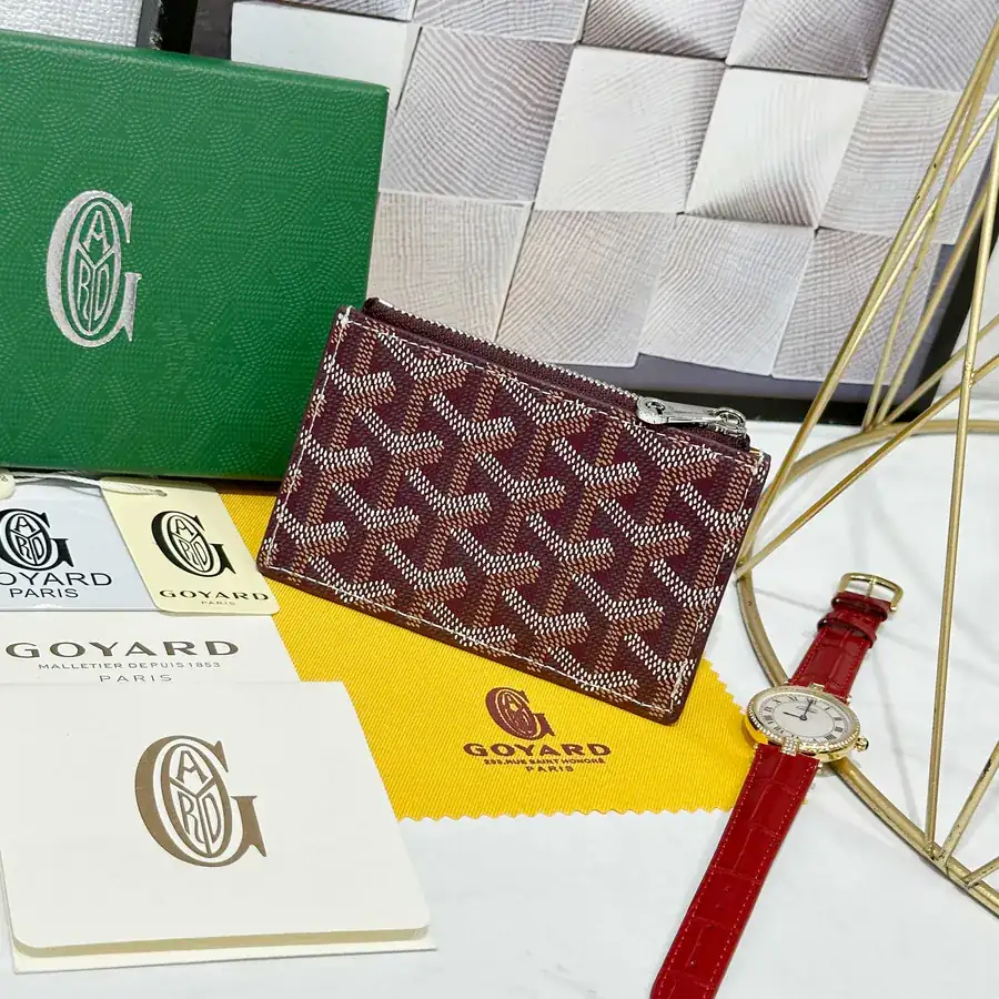 Goya Bourbon Zip Wallet with Practicality and Style