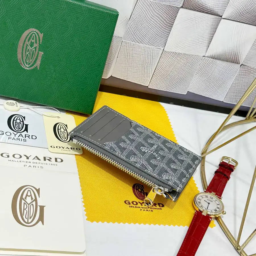 Goya Bourbon Zip Wallet Compact and Functional