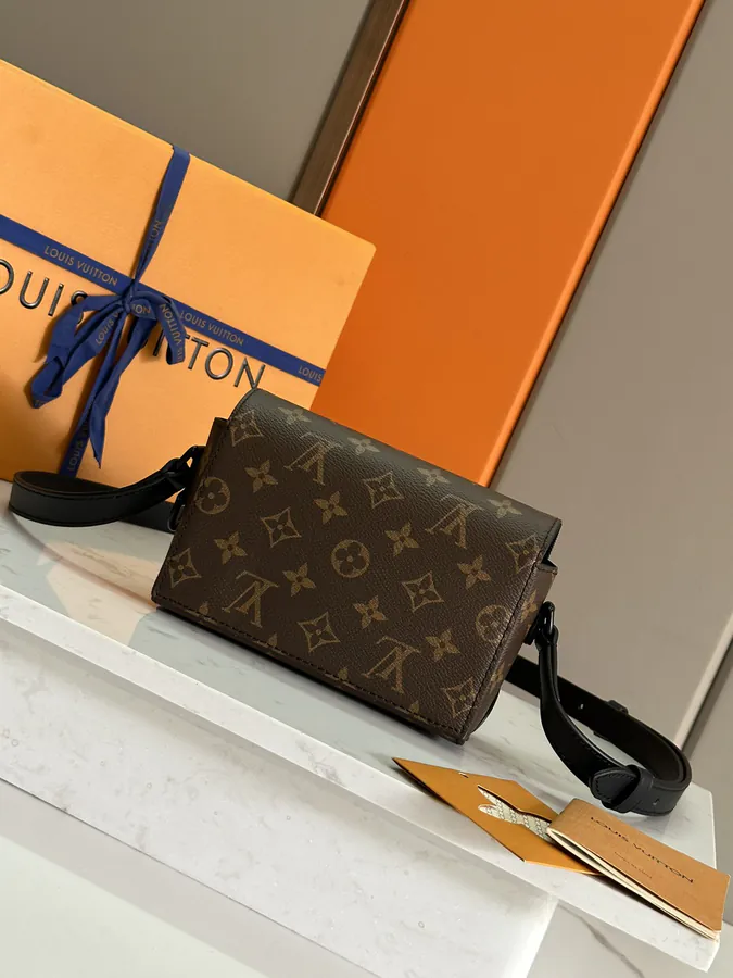 Louis Vuitton Steamer Mini Tote Bag