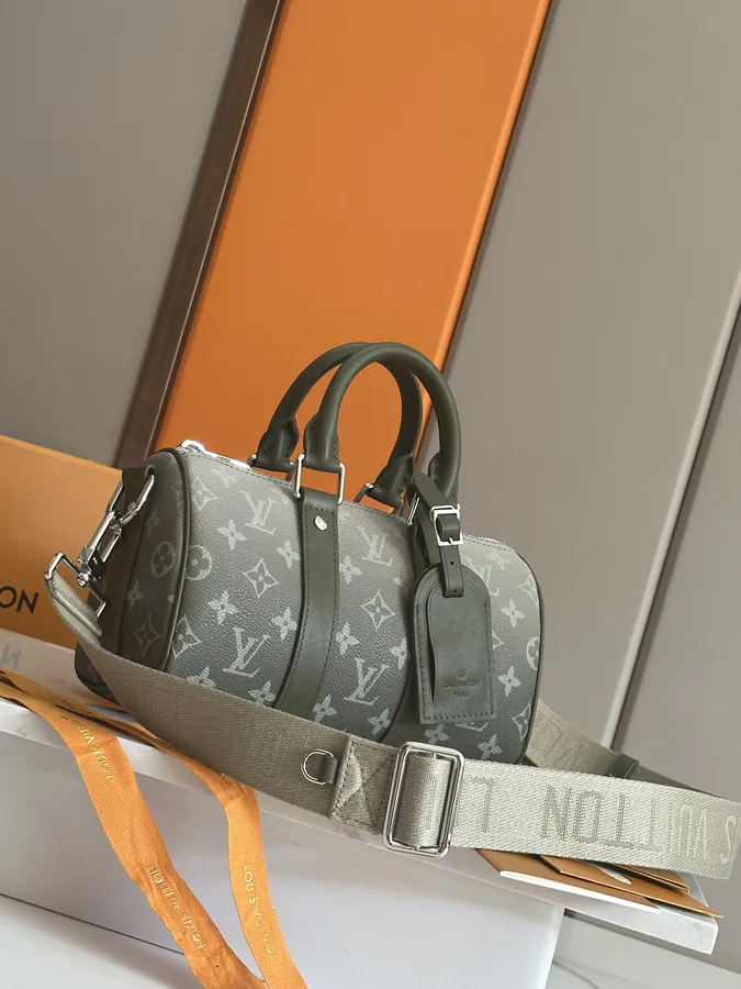 Keepal Bandouliere Ks Handbag Monogram Gradient Canvas
