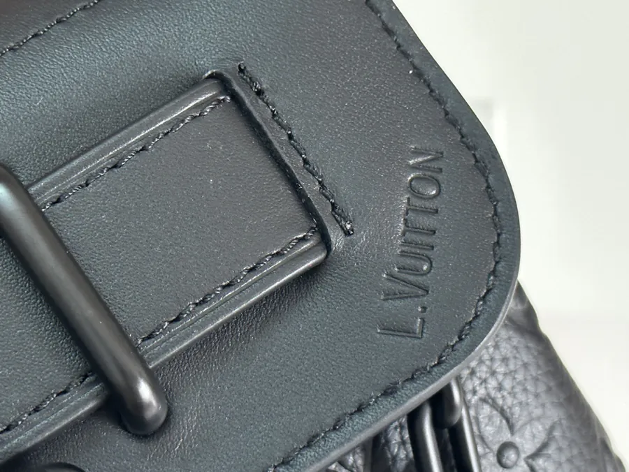 Louis Vuitton Steamer Small Handbag with Monogram Taurillon Leather