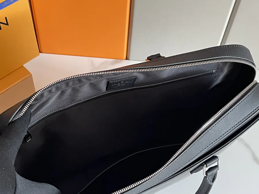 Dandy Briefcase in Black Grained Calfskin