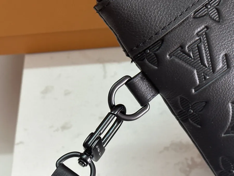 Top Original M81570 Black Pochette To Go Handbag with Monogram Shadow Texture