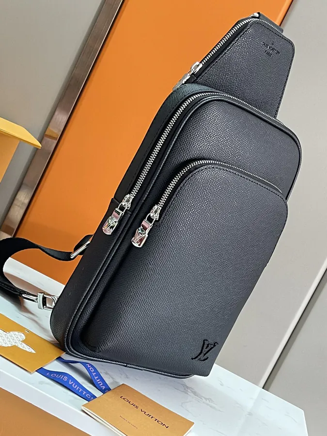 Louis Vuitton Avenue Shoulder Bag with Taïga Calfskin