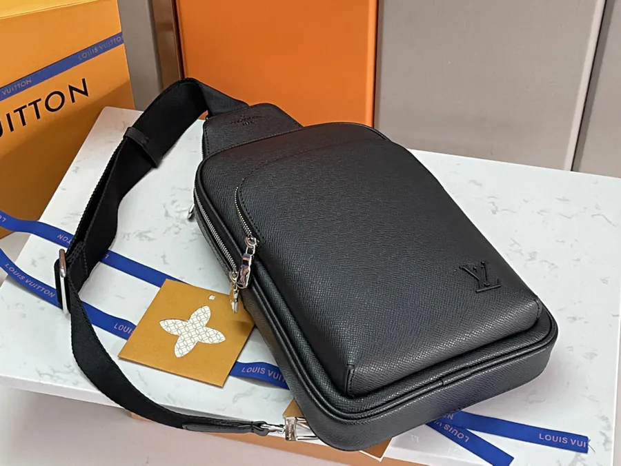 Louis Vuitton Avenue Shoulder Bag with Taïga Calfskin
