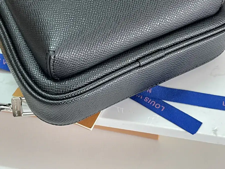 Louis Vuitton Avenue Shoulder Bag with Taïga Calfskin