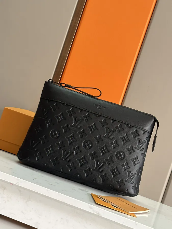 Top Original M82545 Pochette Voyage Souple Handbag