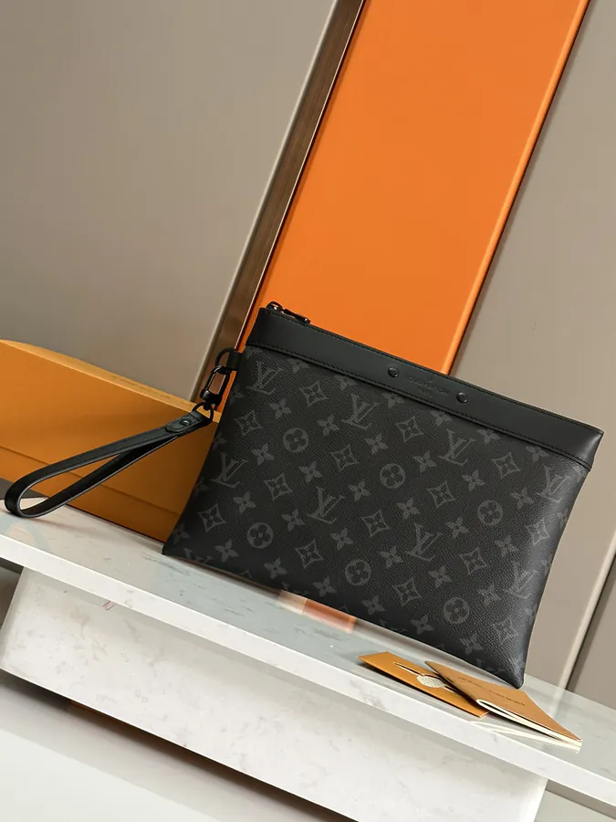 Pochette To Go Handbag in Monogram Shadow