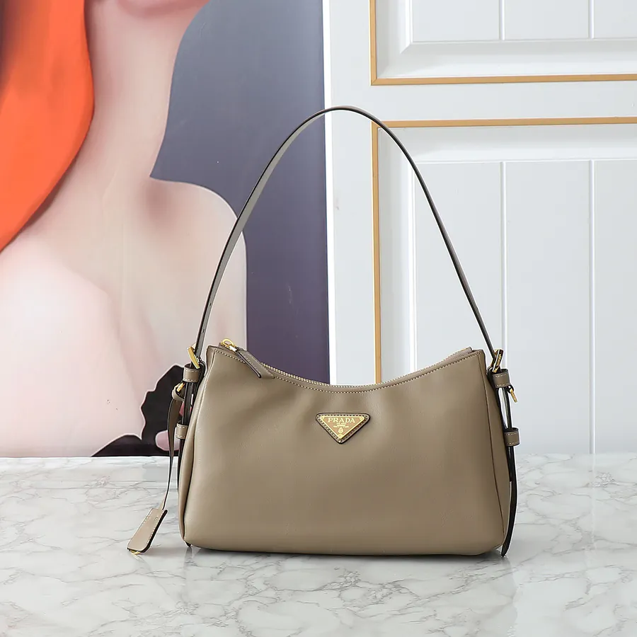 Aimee Hobo Crossbody Bag 1BC229