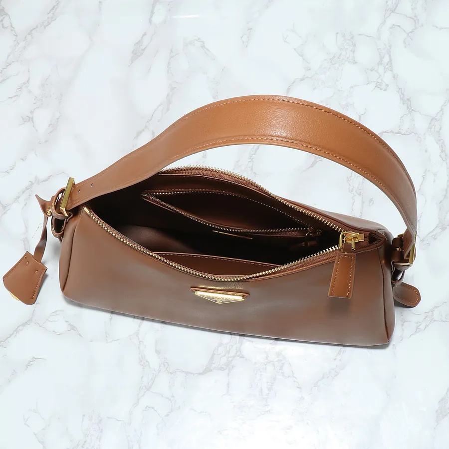 Aimee Hobo Crossbody Bag 1BC229